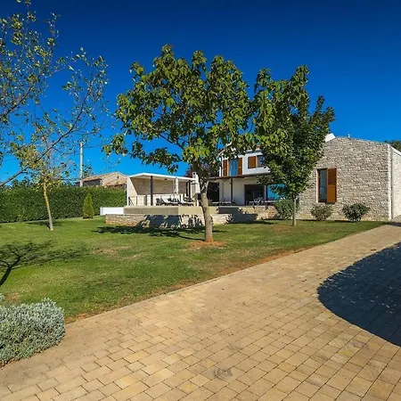 Pet Friendly In Istria With Kitchen Semesterbostad
