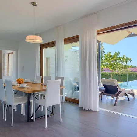 Pet Friendly In Istria With Kitchen 펜션 Sveti Petar u Sumi