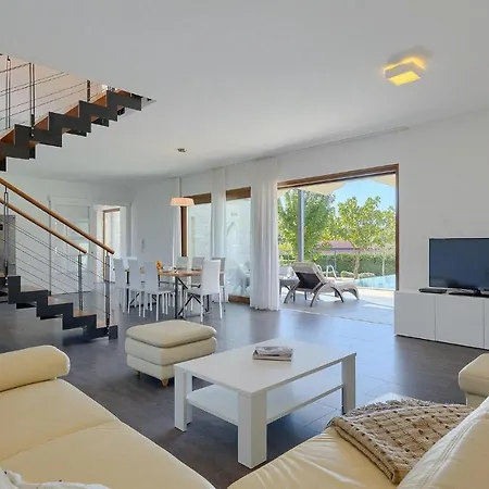 펜션 Pet Friendly In Istria With Kitchen Sveti Petar u Sumi